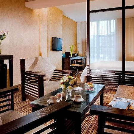 Ssaw Boutique Hotel Nanchang Bayi Square Luaran gambar